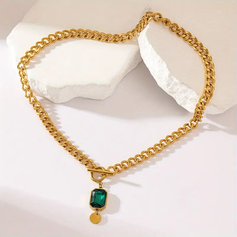Gold Chunky Chain Necklace with Emerald Pendant