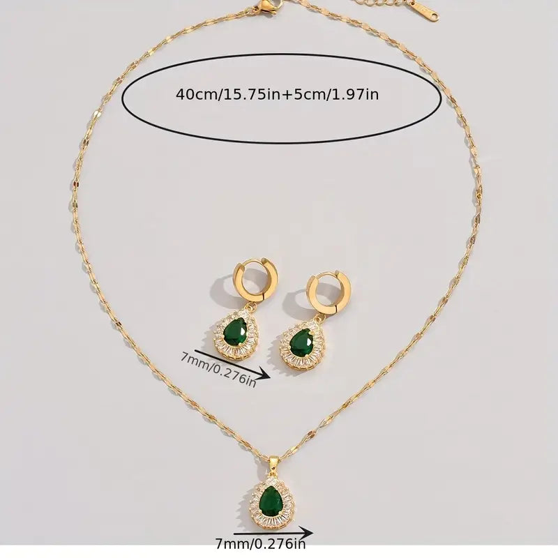 Gold Rheya Lysandelle Jewelry Set