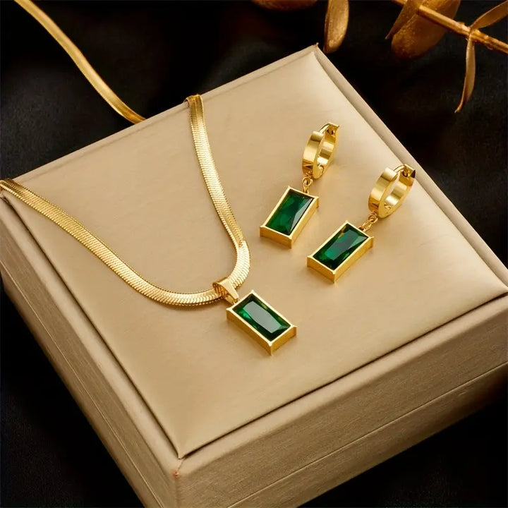 Iselotte Verdain Emerald Jewelry | Gold