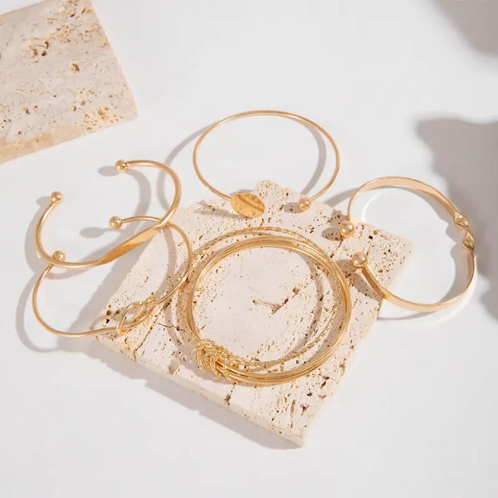 Gold Knotted Elegance Bracelet Set