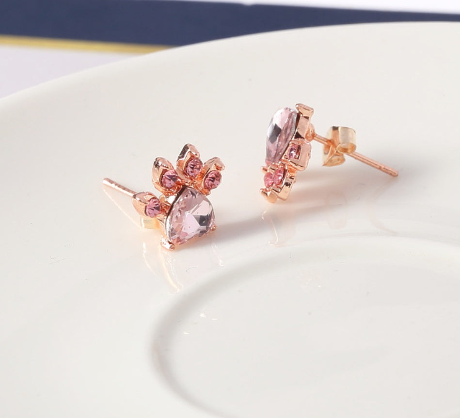 4-Piece Rose Gold Paw Jewelry Set with Zirconia Heart (Ring, Necklace, Earrings, Bracelet)