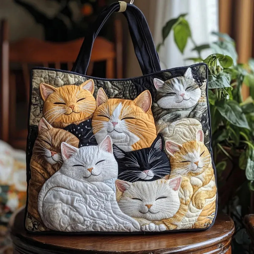 Quilted Artisan Tote - Dreamy Kittens