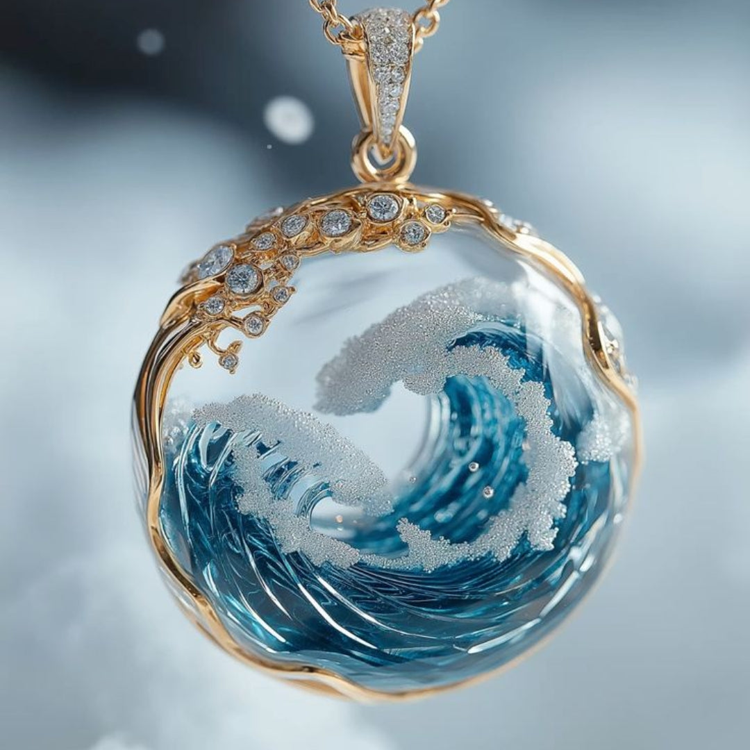 Chic Ocean-Inspired Gold Necklace