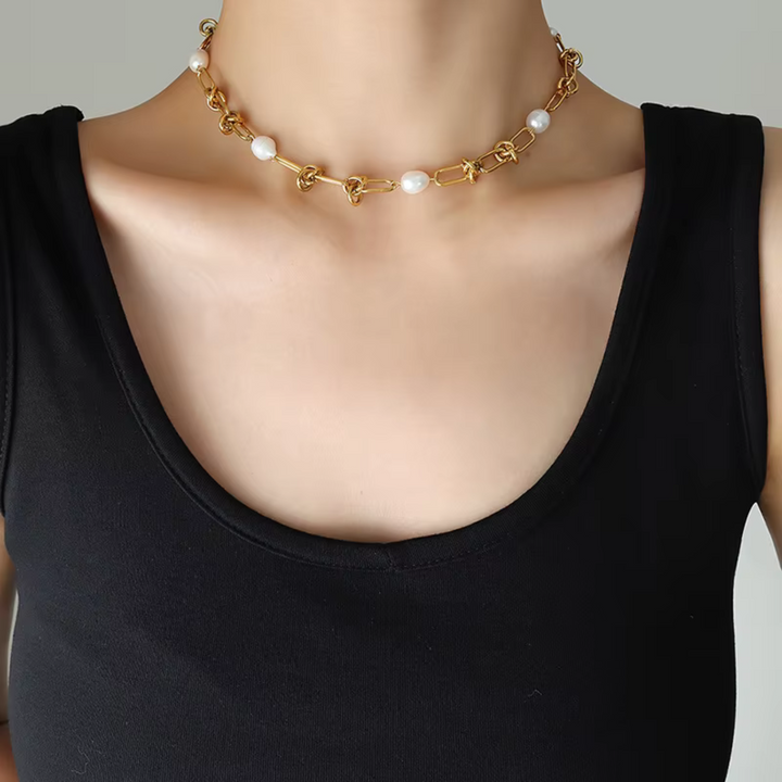 Freshwater Pearl Paperclip Necklace