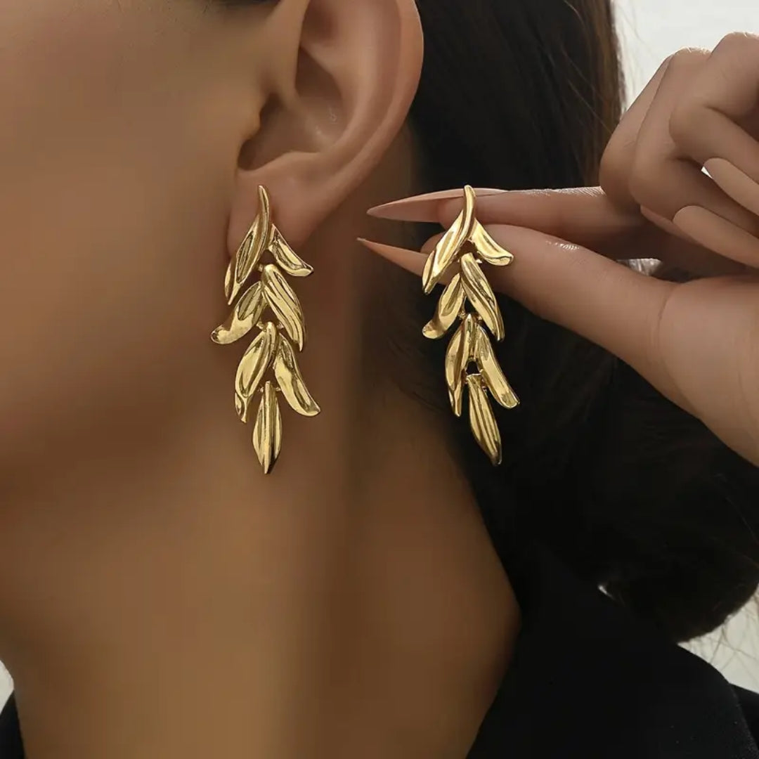 Elegant Golden Leaf Drop Earrings