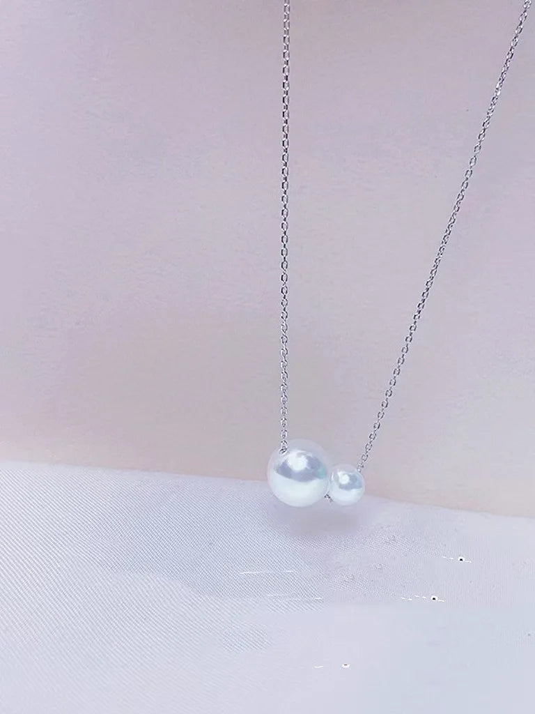 Dainty Pearl Drop Necklace