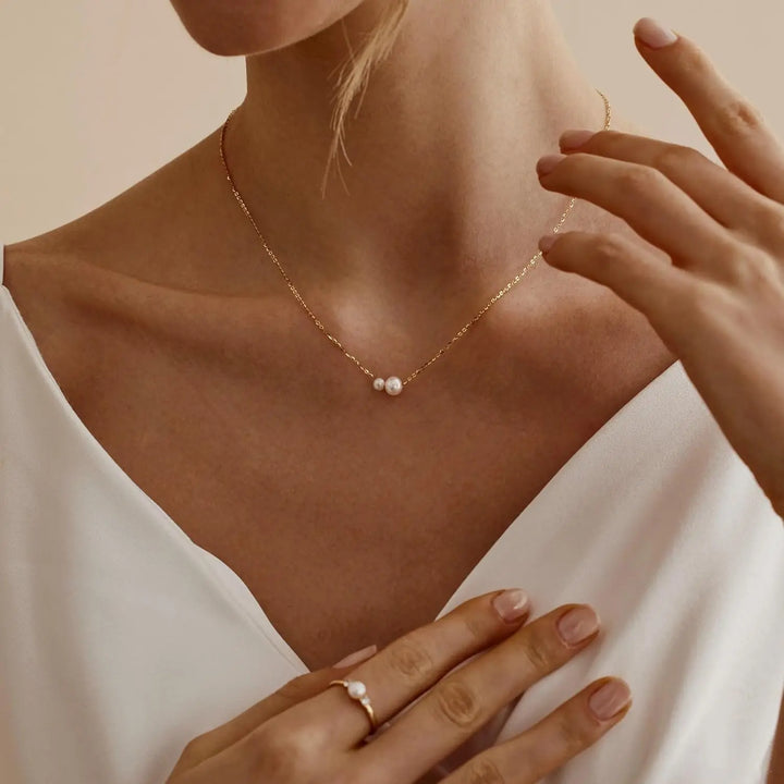 Dainty Pearl Drop Necklace