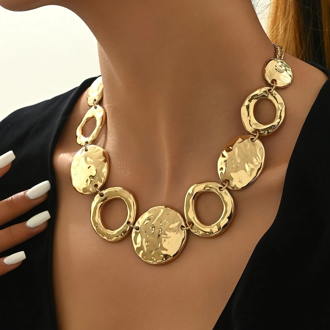 Radiant Circle Pendant Necklace